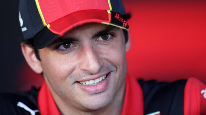 Carlos Sainz durante la rueda de prensa del GP de Bahrein I Fuente: Formula 1