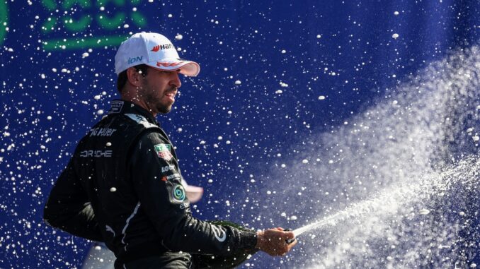 Antonio Félix da Costa celebrando su "victoria" en Misano | Fuente: Fórmula E