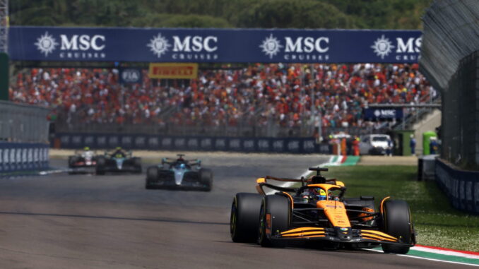 Oscar Piastri durante el Gran Premio de Emilia Romagna | Fuente: McLaren Racing